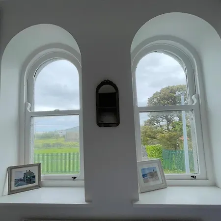 The Station House, - Whole Property, 4 Bedrooms *